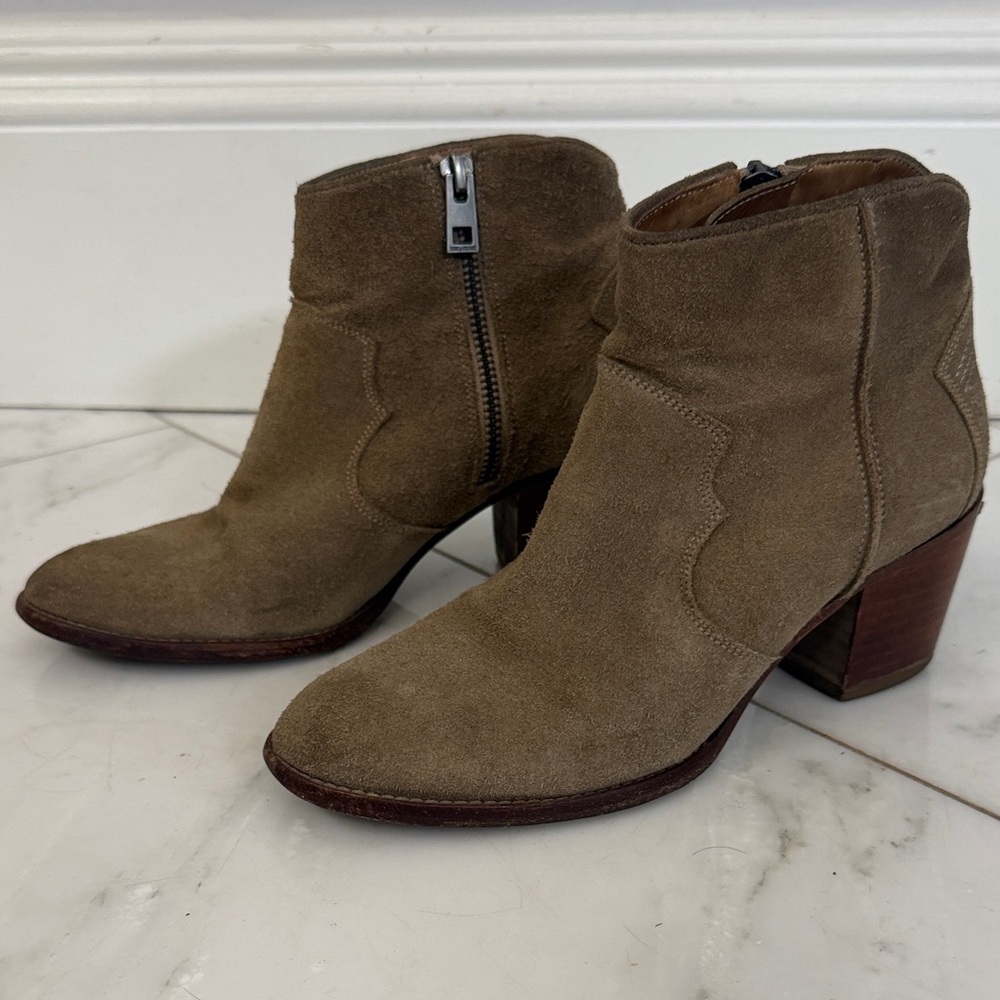 Zadig & Voltaire Euro 37 US Women 6.5-7 Light Brown Chunky Heel Suede Ankle Boot